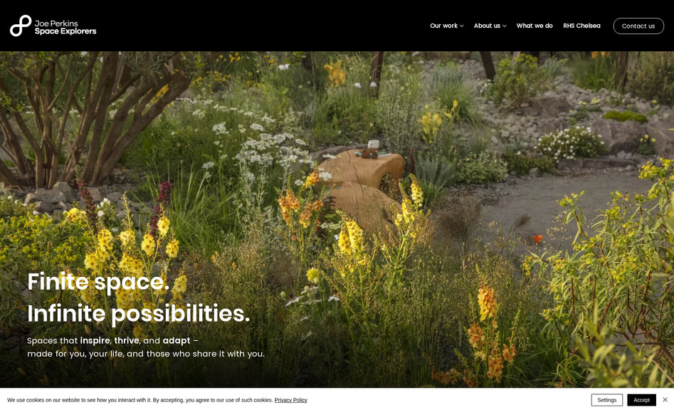 Joe Perkins Design: Migration of site to Wix Studio to include CMS, Blog, Portfolio Build and Coding.
