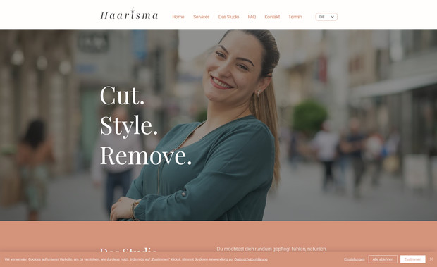 Haarisma by Szofia: Für Haarisma by Szofia haben wir eine moderne und elegante Website für einen Beauty und Hairstyling Salon in Basel entwickelt. Ziel war es, die Dienstleistungen professionell zu präsentieren, Vertrauen aufzubauen und gleichzeitig eine einfache Kontaktaufnahme für Neukunden zu ermöglichen.

Umgesetzte Funktionen und Inhalte:

Startseite mit stilvollem Hero Bereich und klarer Markenbotschaft
Übersichtliche Darstellung aller Dienstleistungen im Bereich Haare und Beauty
Integration einer Preisseite mit klarer Strukturierung der Angebote
Kontaktseite mit Formular, Telefonnummer und Standortkarte
Responsives Design für optimale Darstellung auf Mobile, Tablet und Desktop
Grundlegende Suchmaschinenoptimierung für bessere lokale Auffindbarkeit
Individuelles Design abgestimmt auf die Markenidentität des Salons

Die Website kombiniert Ästhetik mit Funktionalität und stärkt die Online Präsenz des Salons nachhaltig. Kundinnen können sich schnell über Leistungen informieren und direkt Kontakt aufnehmen.

For Haarisma by Szofia, we developed a modern and elegant website for a beauty and hair salon based in Basel. The goal was to present the services professionally, build trust, and provide an easy way for new clients to get in touch.

Implemented features and content:

Homepage with a stylish hero section and clear brand message
Structured presentation of all hair and beauty services
Integrated pricing page with clearly organized offers
Contact page with form, phone number, and location map
Responsive design for optimal display on mobile, tablet, and desktop
Basic search engine optimization for improved local visibility
Custom design aligned with the salon’s brand identity

The website combines aesthetics with functionality and strengthens the salon’s online presence. Clients can quickly explore the services and easily get in touch.