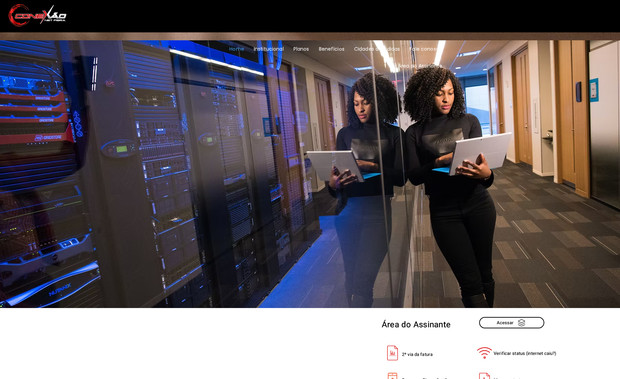 Conexão Net Fibra: Site para empresa de Internet com Área do Assinante para verificar boletos em aberto e status do contrato. Conexão via API.