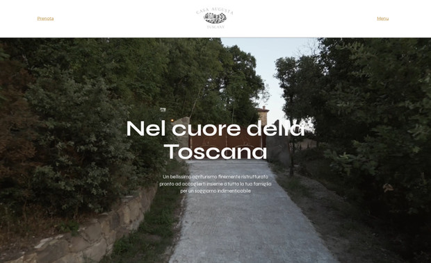 Casa Augusta: La villa, rustica e autentica, ti accoglie con il suo fascino senza tempo, regalando un'esperienza di vacanza indimenticabile. Ogni angolo della struttura è stato pensato con cura per rispecchiare lo stile toscano, con archi in pietra, soffitti in legno, muri massicci e caminetti dal calore avvolgente.