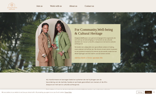 Diaspora Wellhouse: Webdesign and development of 15+ pages

For this project I put together and managed a team. I added elements to the branding such as a second color scheme, shapes based on the logo and typography. I designed and developed a website of 15+ pages with updates every few months.