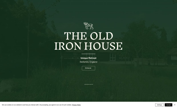 THEOLDIRONHOUSE: Branding, Design and site build. Wix hotel App setup