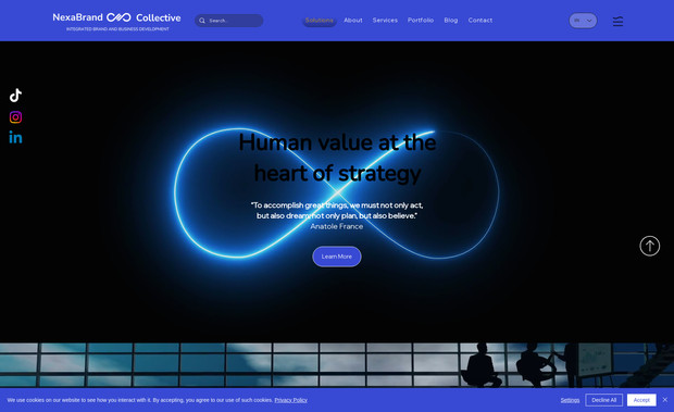 Nexabrand: Conception d’un site Wix Studio, Mise en page structurée et responsive design, intégration d’apps de fonctionnalités, traduction en anglais, balisage Seo Google, suivi qualité et formation.
