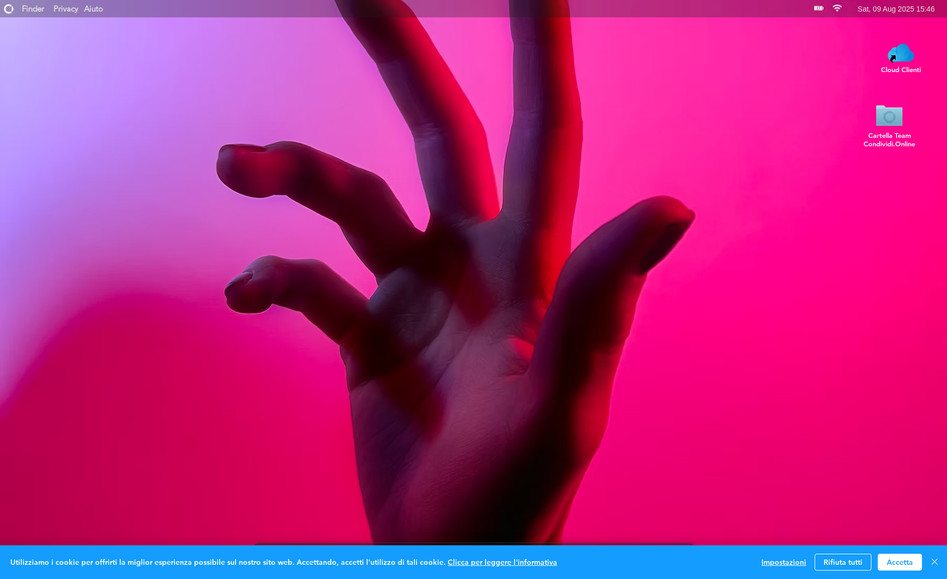 Condividi.Online:  Questo è il nostro sito. Lo utilizziamo per sviluppare le nuove tecnologie offerte dalla piattaforma di Wix con l'editor beta Editor X. 

Navigandoci, scoprirete che il sito presenta un sacco di curiosità e zone segrete dove potrete trovare scontistiche e curiosità sul nostro brand.